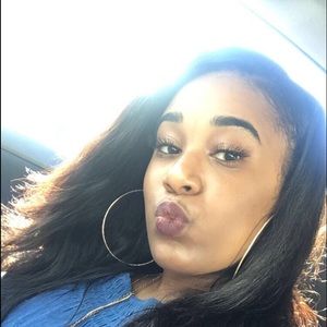 Meet your Posher, Ariel